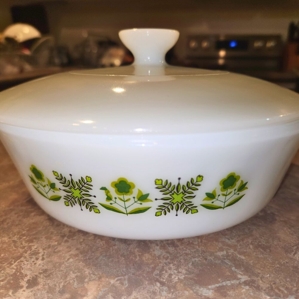 Vintage 70s - Casserole Dish  - Anchor Hocking Fire King Meadow Green Oval